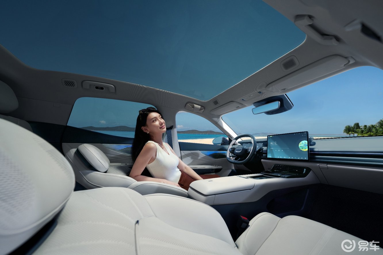 全新领克07 EM-P:给“有为青年”的智能混动车