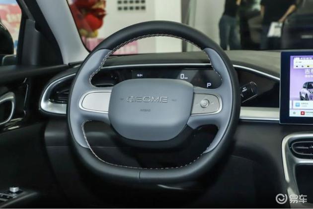 10万预算买纯电小车,五菱缤果S对比银河星愿,谁更值得入手?