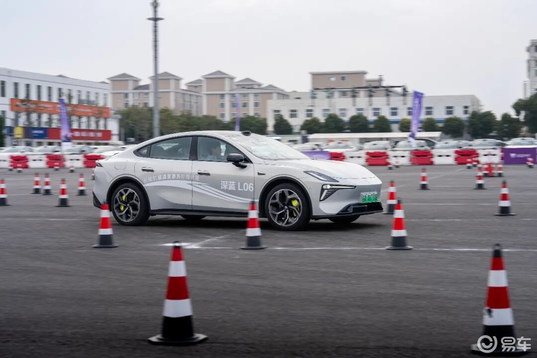 深蓝L06为何被称为“公路磁悬浮”?