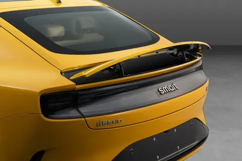 smart精灵6号：以“豪华大车”思维，重新定义新奢出行